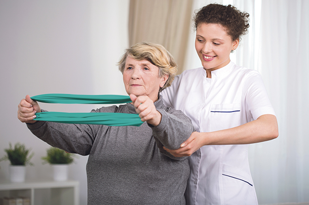 Fizjoterapeuta: ruszajmy się dużo, ale odpowiedzialnie